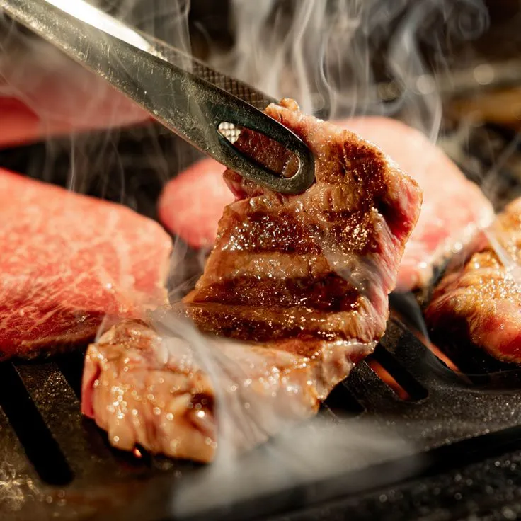 暮煙燒肉精選配菜與飲品搭配 - 日本清酒紅酒完美配對
