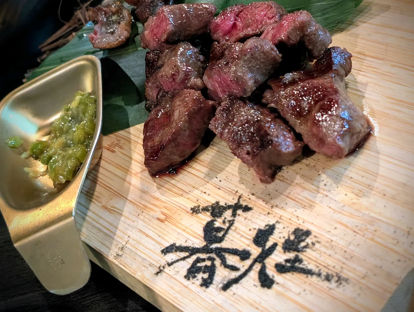 午餐時段燒肉套餐精緻擺盤與高CP值選擇